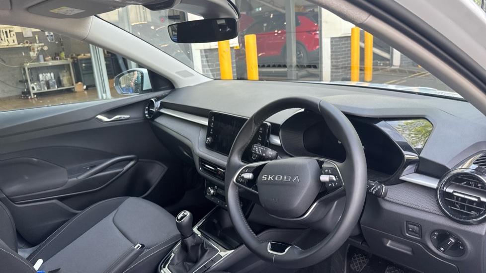 Skoda Fabia 1.0 MPI 80 SE Edition 5dr Petrol Hatchback - Image 6