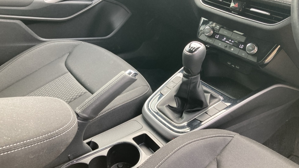 Skoda Fabia 1.0 TSI 116 SE L Edition 5dr Petrol Hatchback - Image 14
