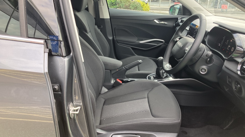Skoda Fabia 1.0 TSI 116 SE L Edition 5dr Petrol Hatchback - Image 15