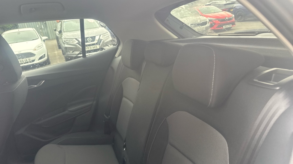 Skoda Fabia 1.0 TSI Design Edition 5dr Petrol Hatchback - Image 16