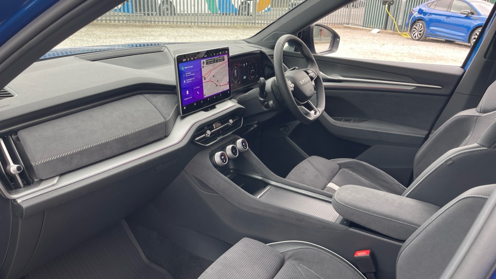 Skoda Kodiaq 1.5 TSI iV 204 SportLine 5dr DSG Estate - Image 2