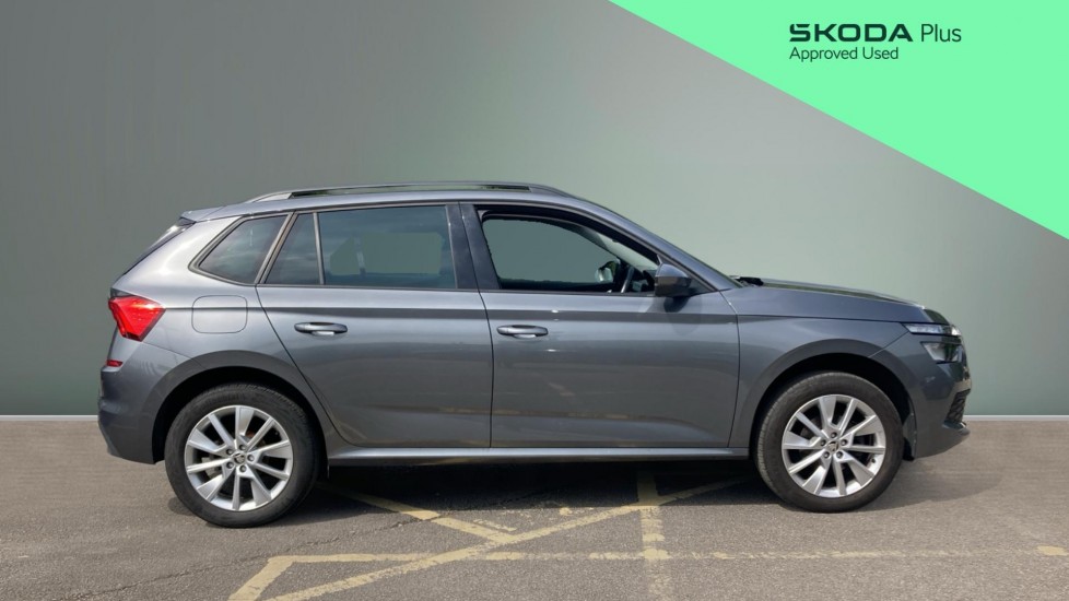 Skoda Kamiq 1.5 TSI SE Drive 5dr DSG Petrol Hatchback - Image 4