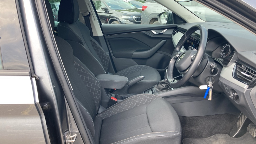 Skoda Kamiq 1.5 TSI SE Drive 5dr DSG Petrol Hatchback - Image 15