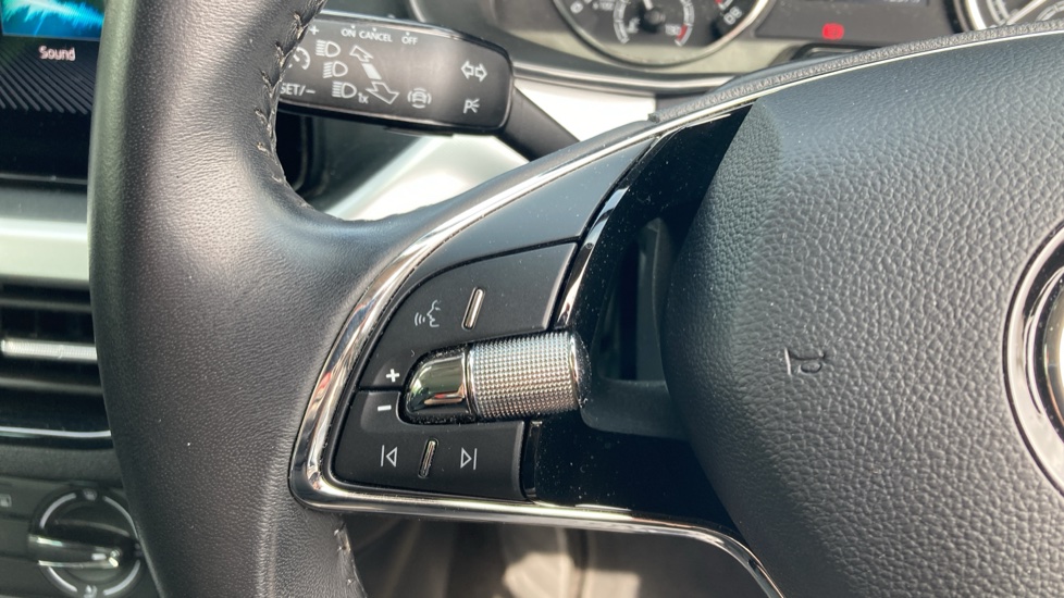 Skoda Kamiq 1.5 TSI SE Drive 5dr DSG Petrol Hatchback - Image 17