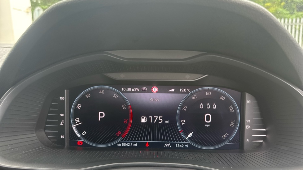 Skoda Scala 1.5 TSI SE L Edition 5dr DSG Petrol Hatchback - Image 11
