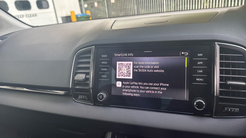 Skoda Karoq 1.5 TSI SE L 5dr DSG Petrol Estate - Image 29