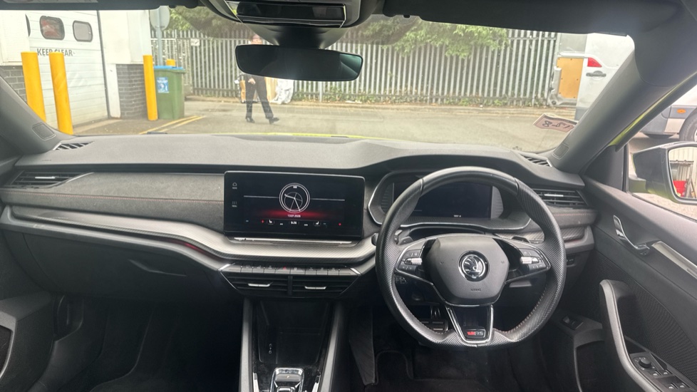 Skoda Octavia 2.0 TSI vRS 5dr DSG Petrol Hatchback - Image 9