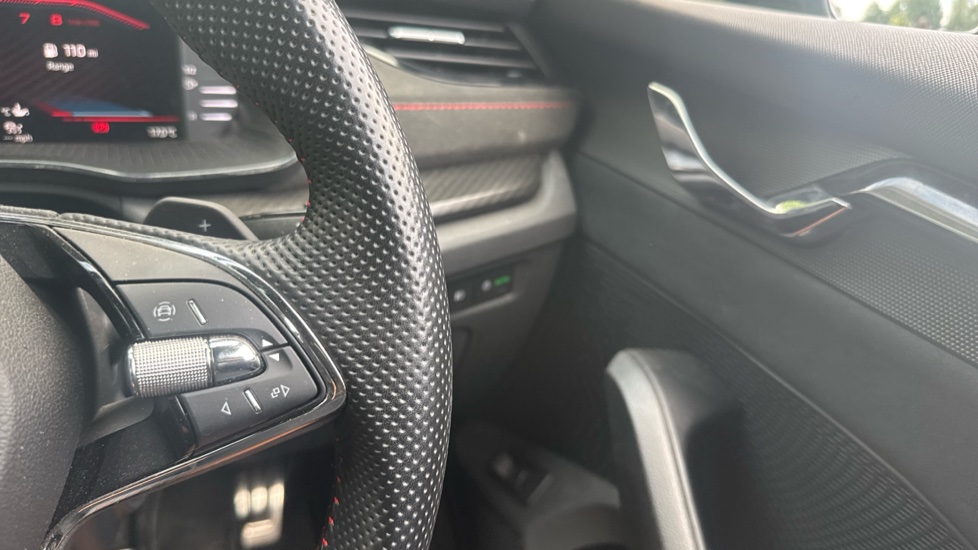Skoda Octavia 2.0 TSI vRS 5dr DSG Petrol Hatchback - Image 18