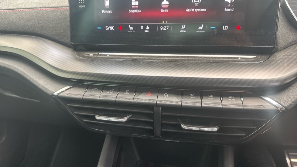 Skoda Octavia 2.0 TSI vRS 5dr DSG Petrol Hatchback - Image 23