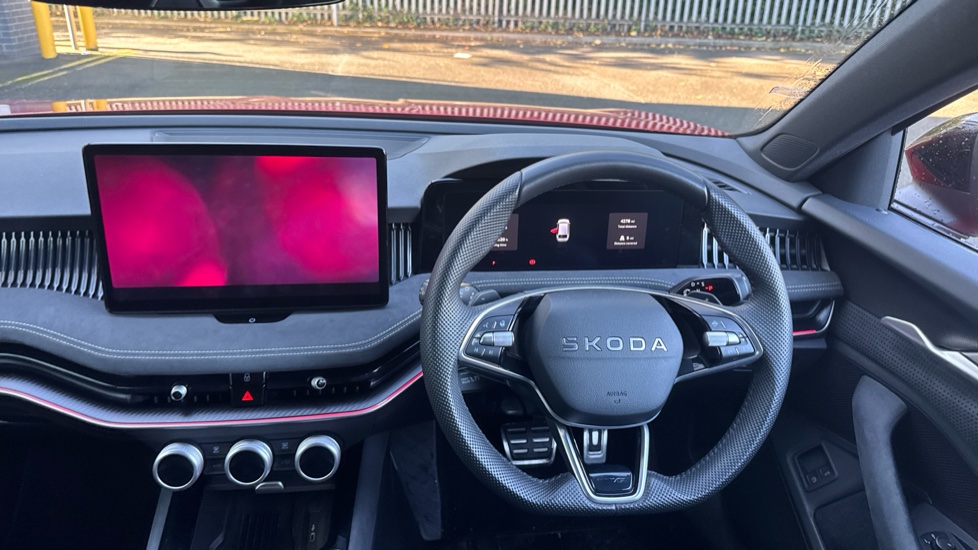 Skoda Superb 1.5 TSI iV Sportline 5dr DSG Estate - Image 10