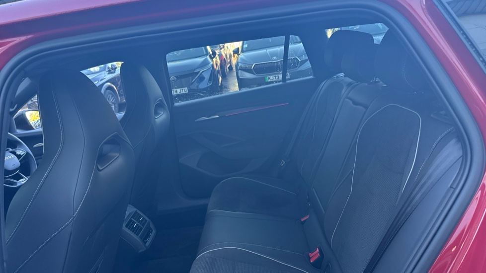 Skoda Superb 1.5 TSI iV Sportline 5dr DSG Estate - Image 16