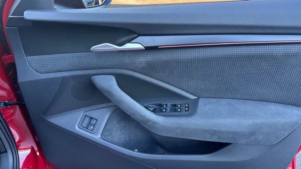 Skoda Superb 1.5 TSI iV Sportline 5dr DSG Estate - Image 19