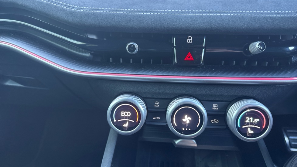 Skoda Superb 1.5 TSI iV Sportline 5dr DSG Estate - Image 24