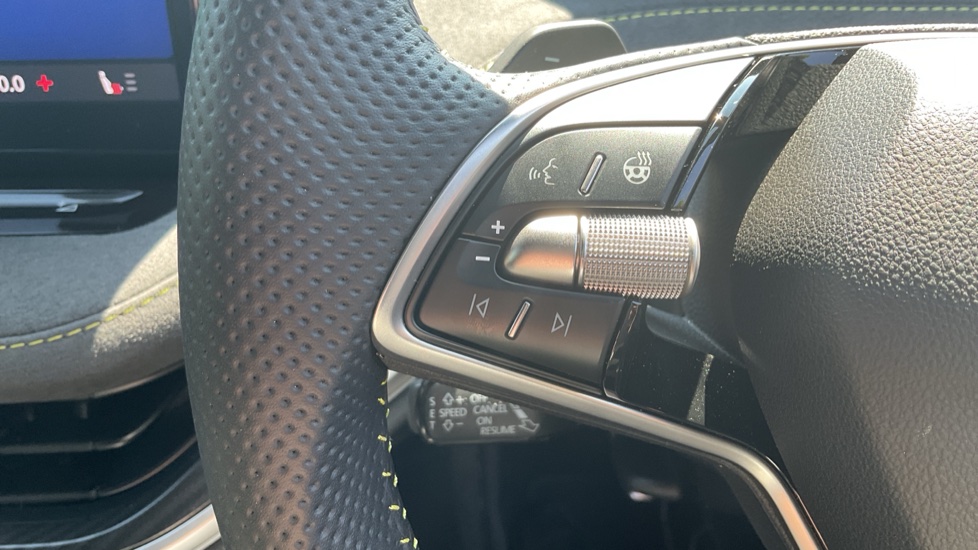 Skoda Elroq 250kW vRS 84kWh 4x4 5dr Auto Electric Estate - Image 17