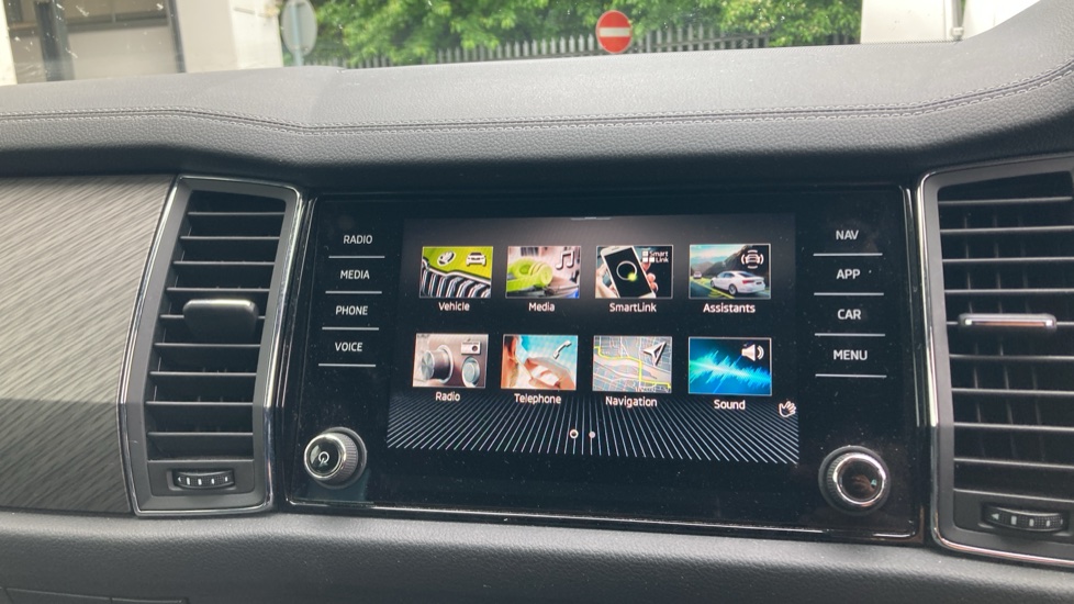 Skoda Kodiaq 1.5 TSI SE L Executive 5dr [7 Seat] Petrol Estate - Image 27