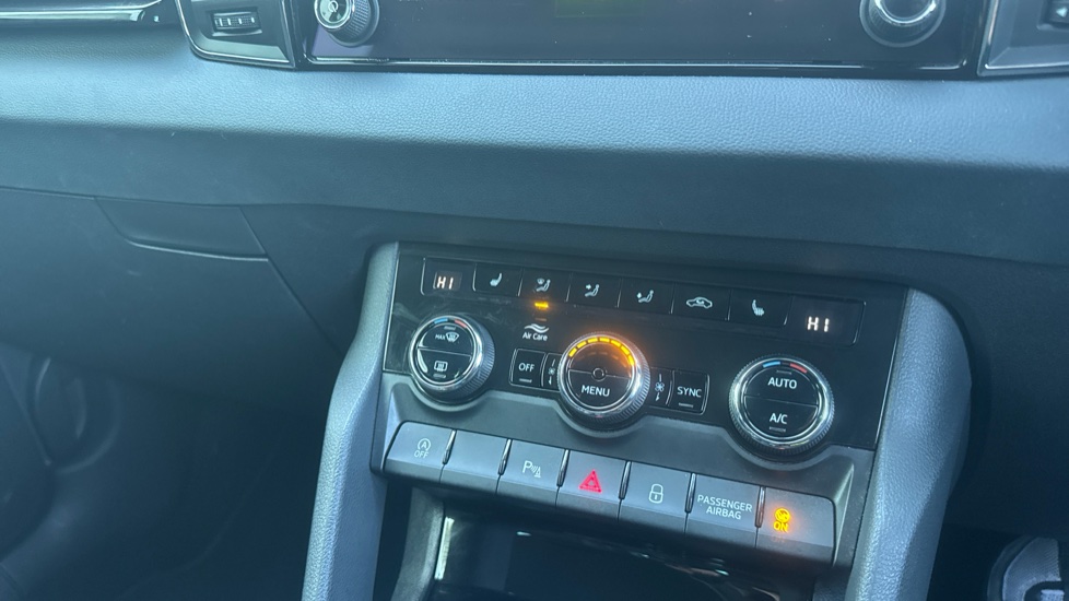 Skoda Karoq 1.5 TSI SE L 5dr Petrol Estate - Image 23