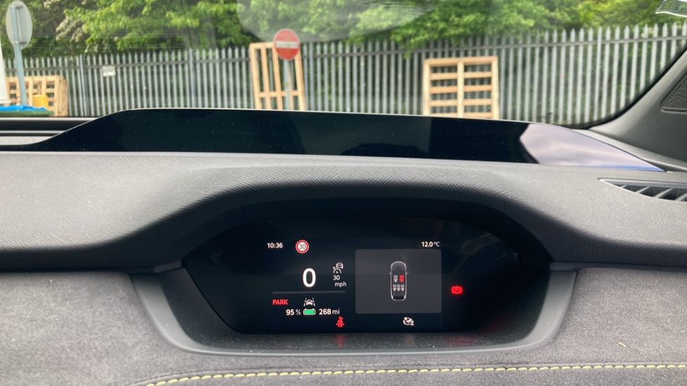 Skoda Enyaq 250kW vRS 84kWh 4x4 5dr Auto Electric - Image 11