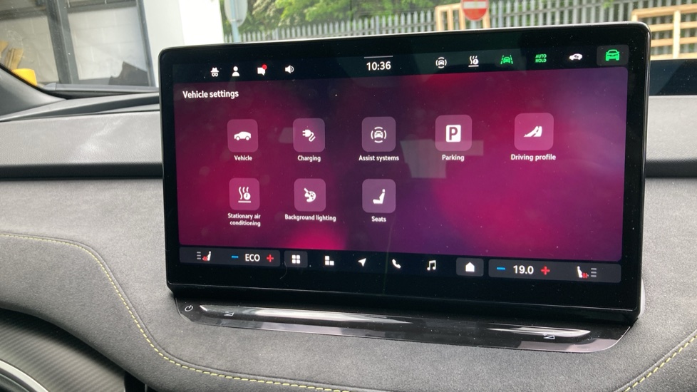 Skoda Enyaq 250kW vRS 84kWh 4x4 5dr Auto Electric - Image 31