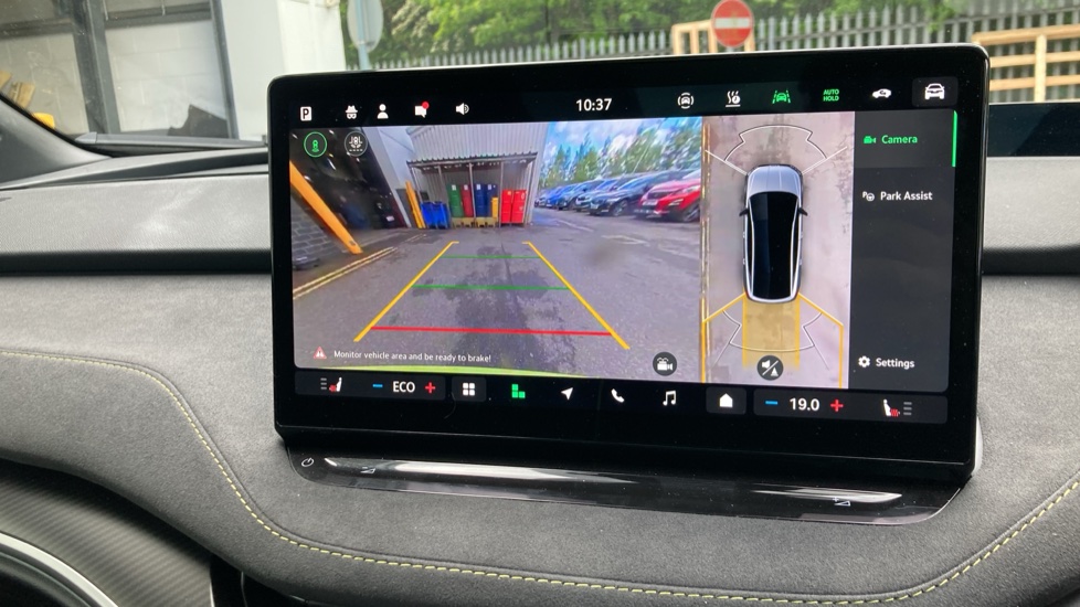 Skoda Enyaq 250kW vRS 84kWh 4x4 5dr Auto Electric - Image 32