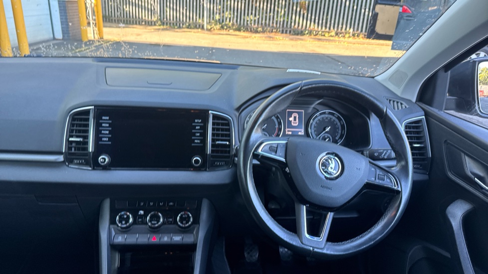 Skoda Karoq 2.0 TDI SE 4x4 5dr Diesel Estate - Image 10