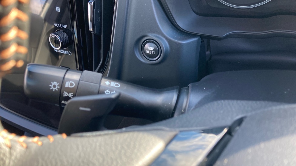 Subaru Forester 2.0i e-Boxer Touring 5dr Lineartronic Hybrid Estate - Image 33