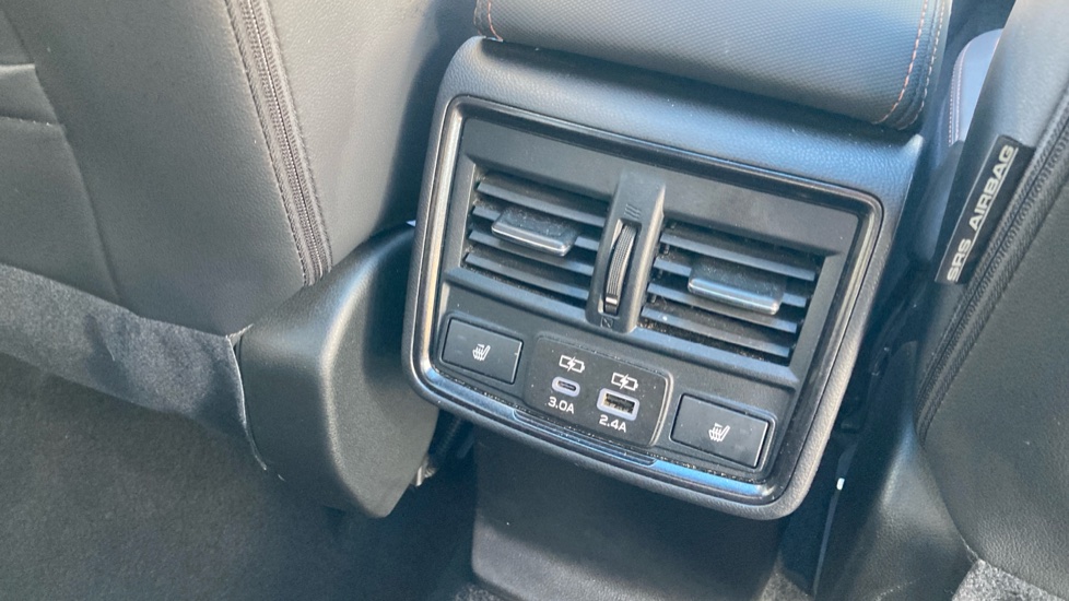 Subaru Forester 2.0i e-Boxer Touring 5dr Lineartronic Hybrid Estate - Image 39