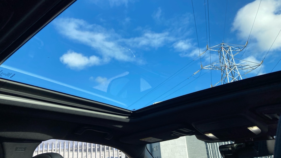 Subaru Forester 2.0i e-Boxer Touring 5dr Lineartronic Hybrid Estate - Image 40