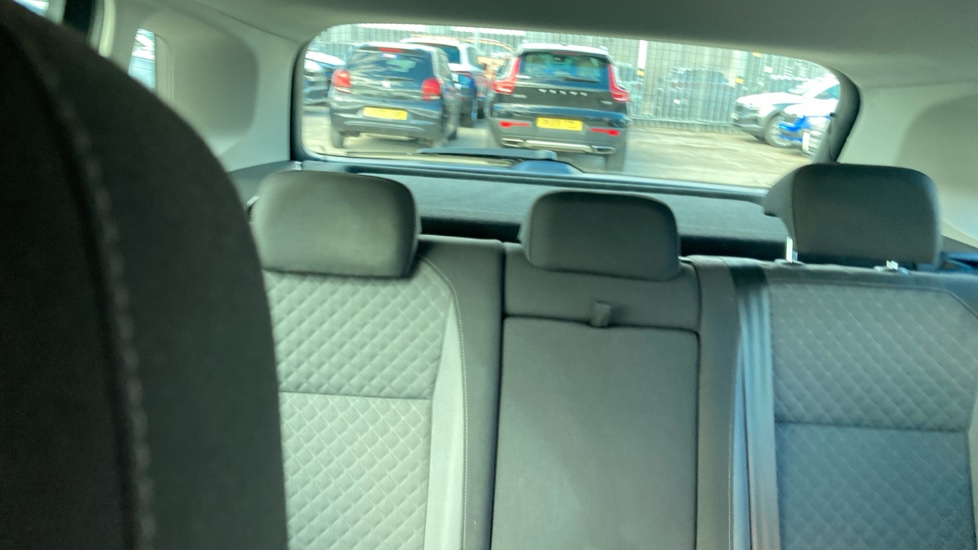 Volkswagen Tiguan 2.0 TDi 150 SE Nav 5dr Diesel Estate - Image 15
