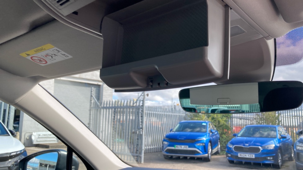 Volkswagen Tiguan 2.0 TDi 150 SE Nav 5dr Diesel Estate - Image 33