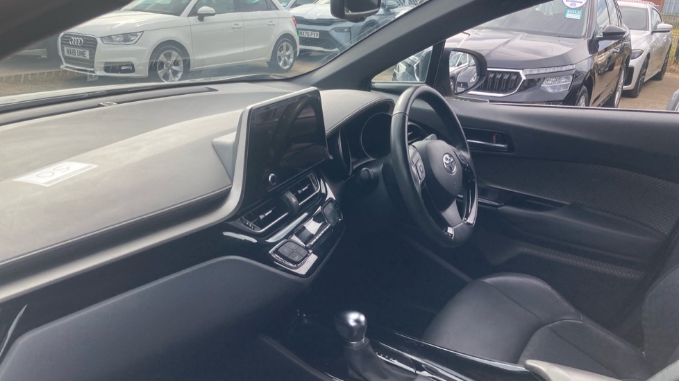 Toyota C-HR 1.8 Hybrid Excel 5dr CVT Hybrid Hatchback - Image 9