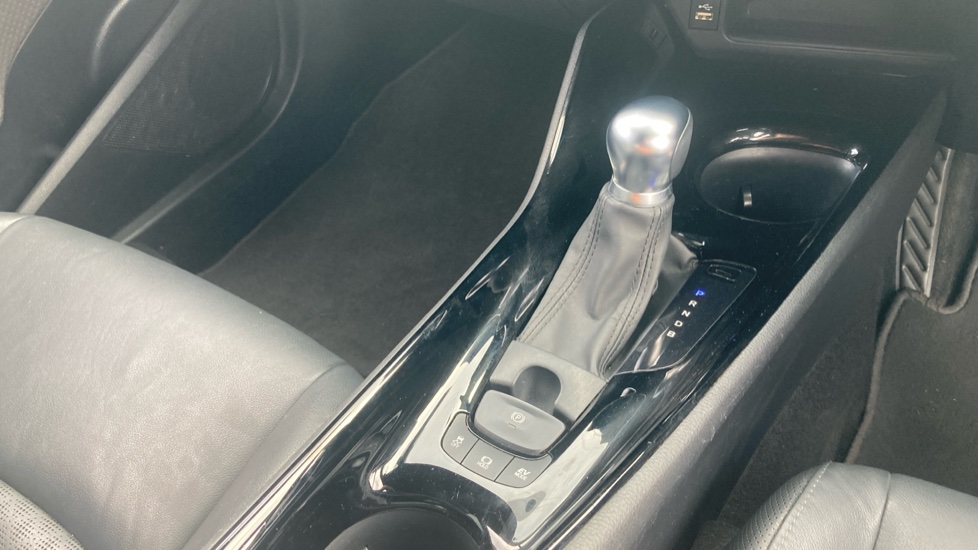 Toyota C-HR 1.8 Hybrid Excel 5dr CVT Hybrid Hatchback - Image 13