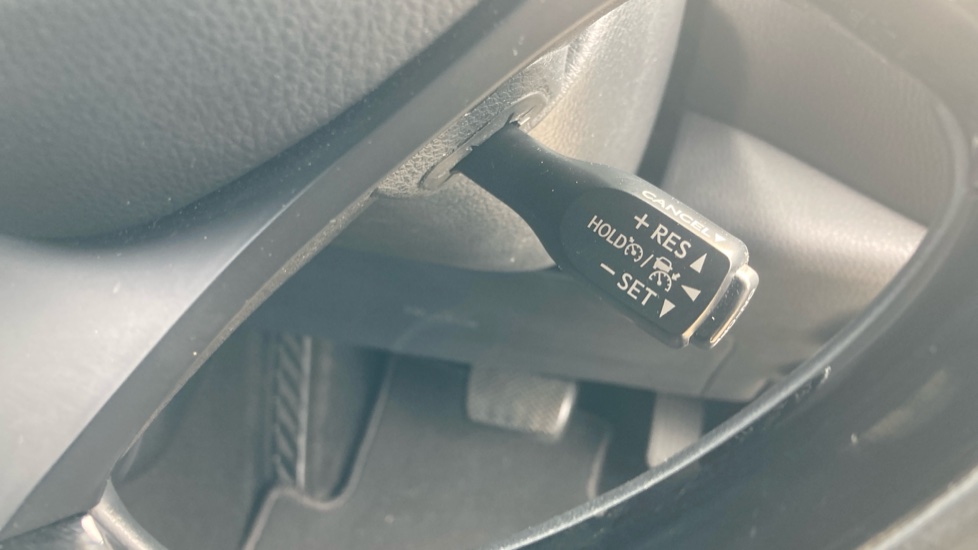 Toyota C-HR 1.8 Hybrid Excel 5dr CVT Hybrid Hatchback - Image 28