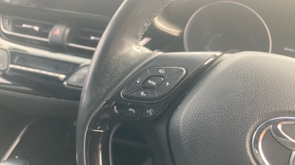 Toyota C-HR 1.8 Hybrid Excel 5dr CVT Hybrid Hatchback - Image 30