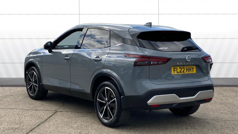 Nissan Qashqai 1.3 DiG-T MH Tekna 5dr Petrol Hatchback - Image 2