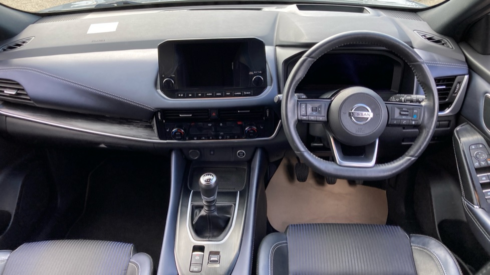 Nissan Qashqai 1.3 DiG-T MH Tekna 5dr Petrol Hatchback - Image 10