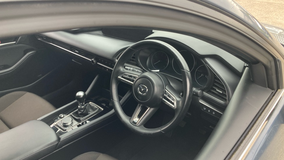 Mazda 3 2.0 e-Skyactiv G MHEV SE-L 5dr Petrol Hatchback - Image 11