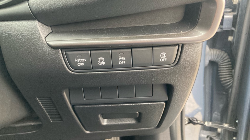 Mazda 3 2.0 e-Skyactiv G MHEV SE-L 5dr Petrol Hatchback - Image 25
