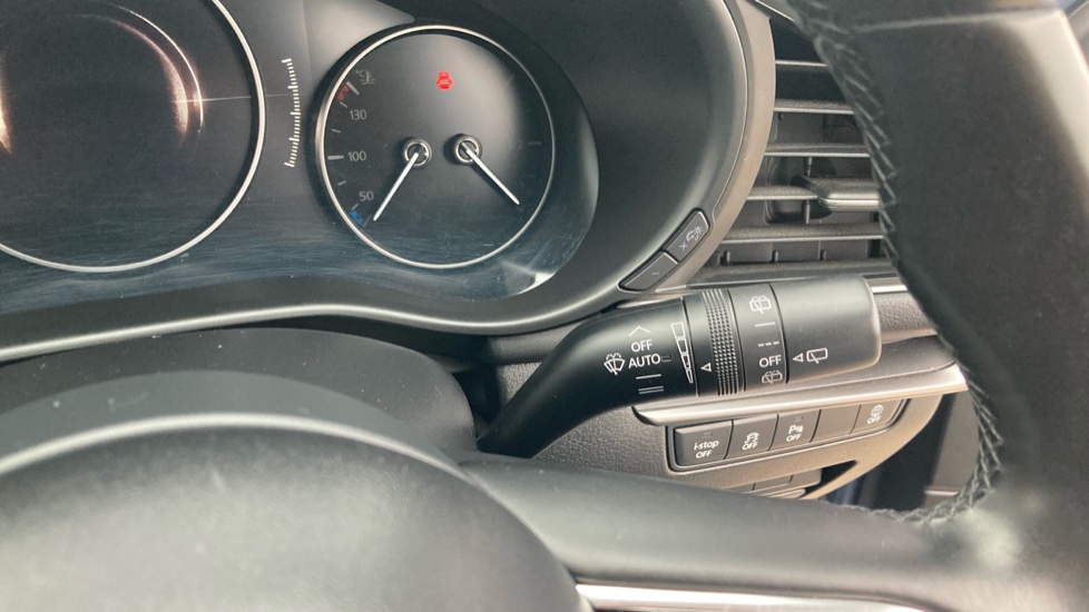 Mazda 3 2.0 e-Skyactiv G MHEV SE-L 5dr Petrol Hatchback - Image 28
