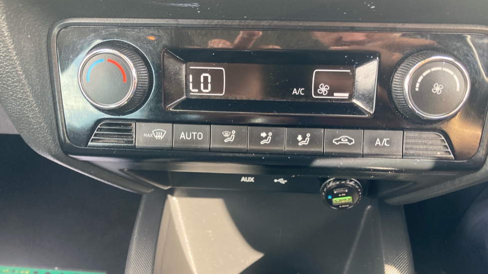 Skoda Fabia 1.2 TSI 90 SE L 5dr Petrol Hatchback - Image 36