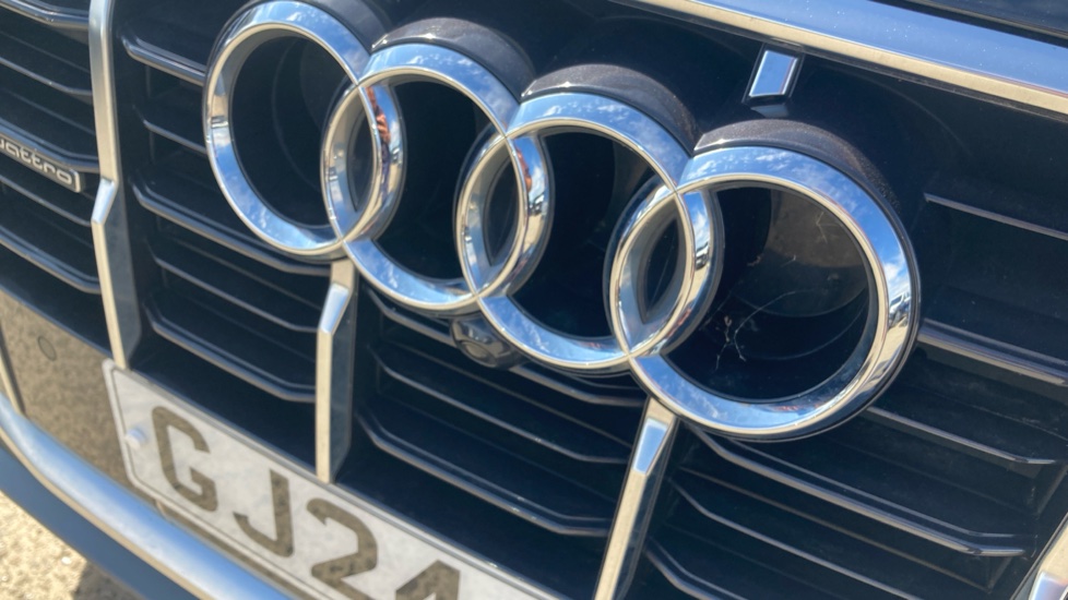 Audi Q7 45 TDI Quattro S Line 5dr Tiptronic Diesel Estate - Image 52
