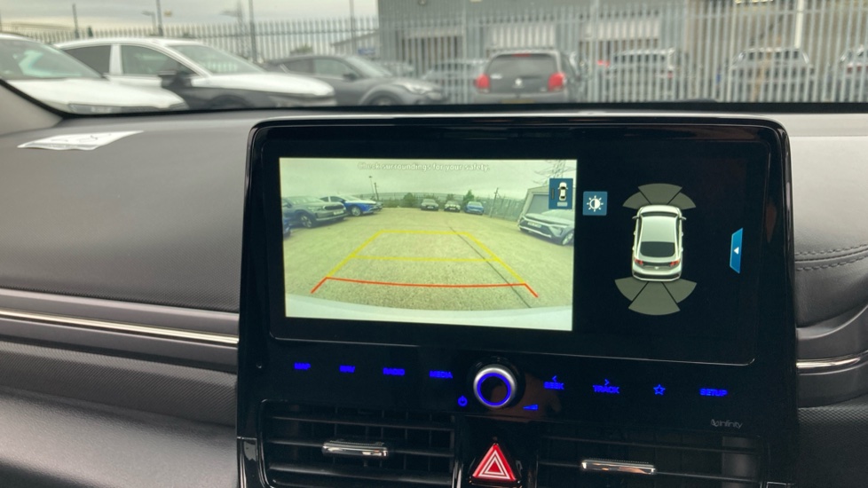 Hyundai IONIQ 1.6 GDi Hybrid Premium SE 5dr DCT Hybrid Hatchback - Image 33