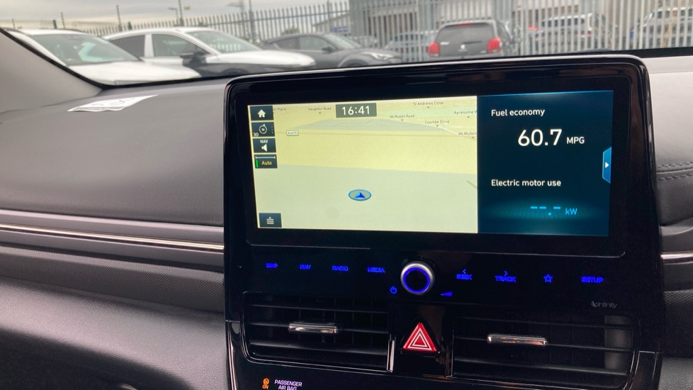Hyundai IONIQ 1.6 GDi Hybrid Premium SE 5dr DCT Hybrid Hatchback - Image 34