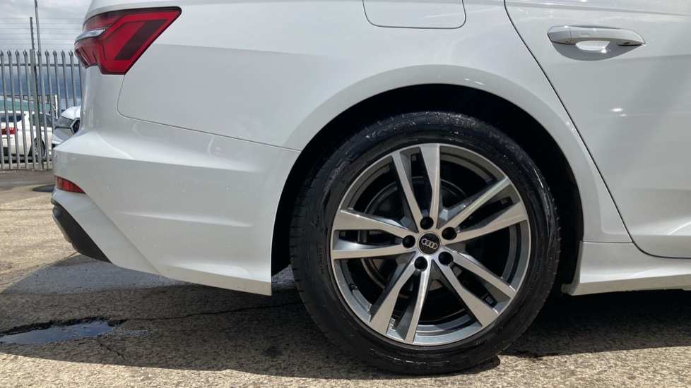 Audi A6 40 TFSI S Line 4dr S Tronic [Tech Pack] Petrol Saloon - Image 7