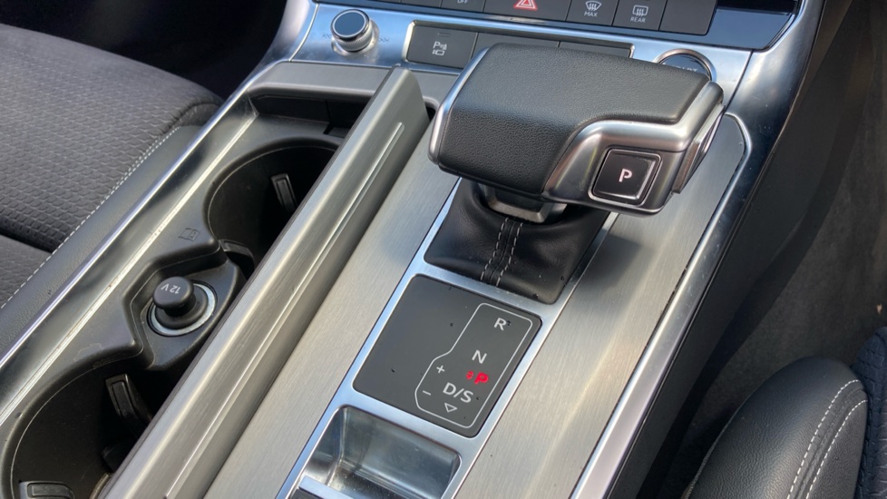Audi A6 40 TFSI S Line 4dr S Tronic [Tech Pack] Petrol Saloon - Image 13