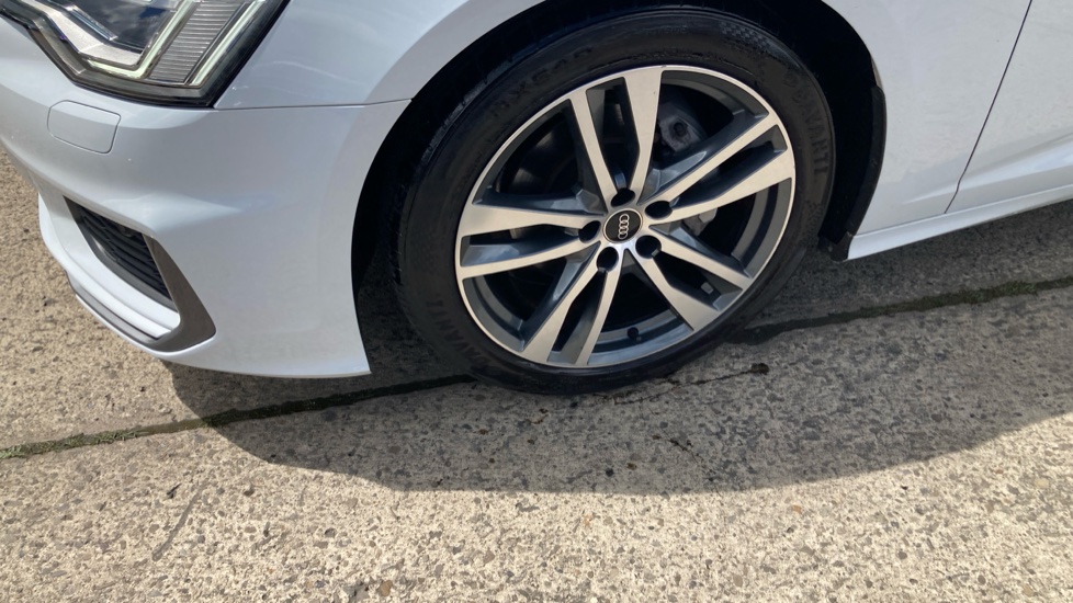 Audi A6 40 TFSI S Line 4dr S Tronic [Tech Pack] Petrol Saloon - Image 22