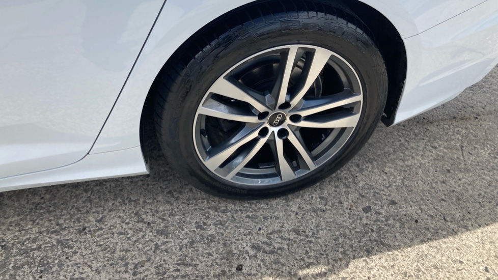 Audi A6 40 TFSI S Line 4dr S Tronic [Tech Pack] Petrol Saloon - Image 23