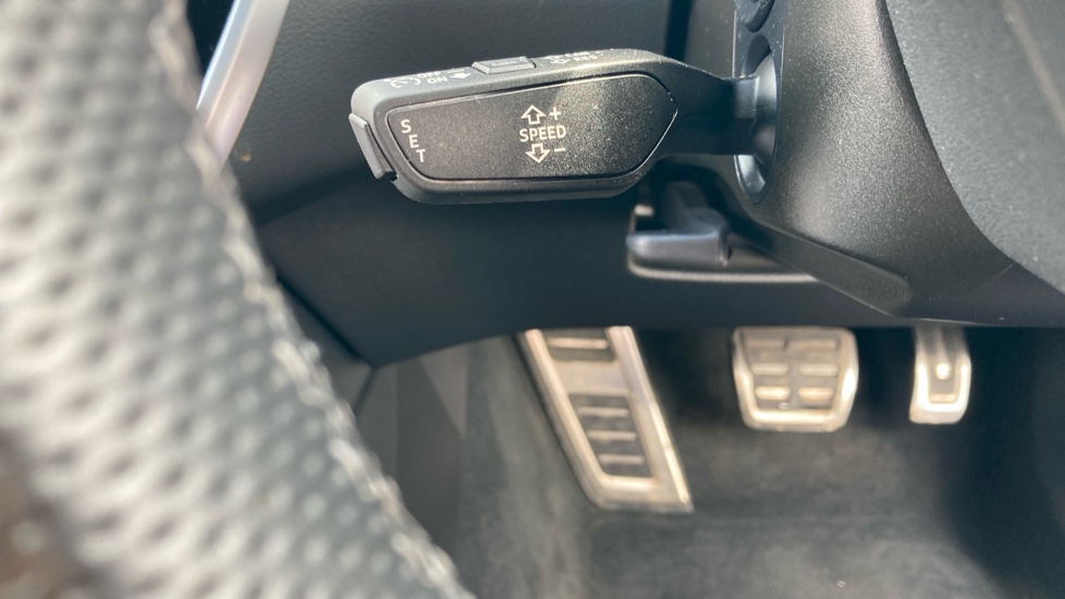 Audi A6 40 TFSI S Line 4dr S Tronic [Tech Pack] Petrol Saloon - Image 34