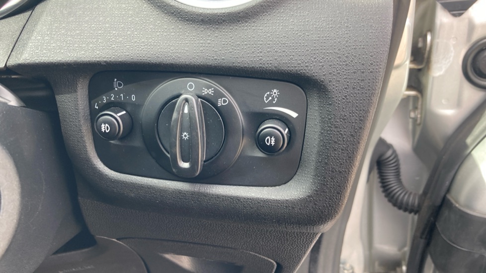Ford Fiesta 1.0 EcoBoost Zetec 5dr Petrol Hatchback - Image 28