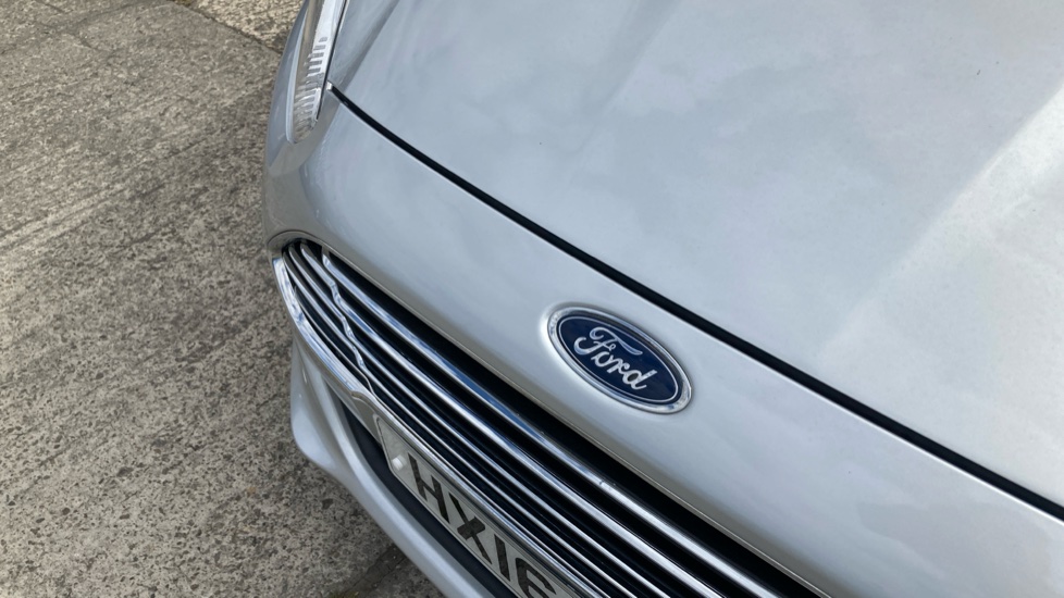 Ford Fiesta 1.0 EcoBoost Zetec 5dr Petrol Hatchback - Image 41