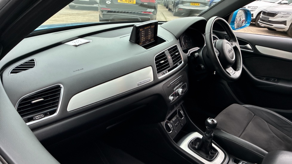 Audi Q3 2.0 TDI Quattro S Line Plus 5dr Diesel Estate - Image 9